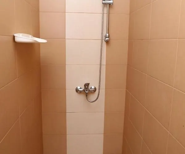 опълченец Otel