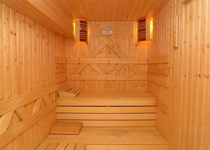 опълченец Otel 2*